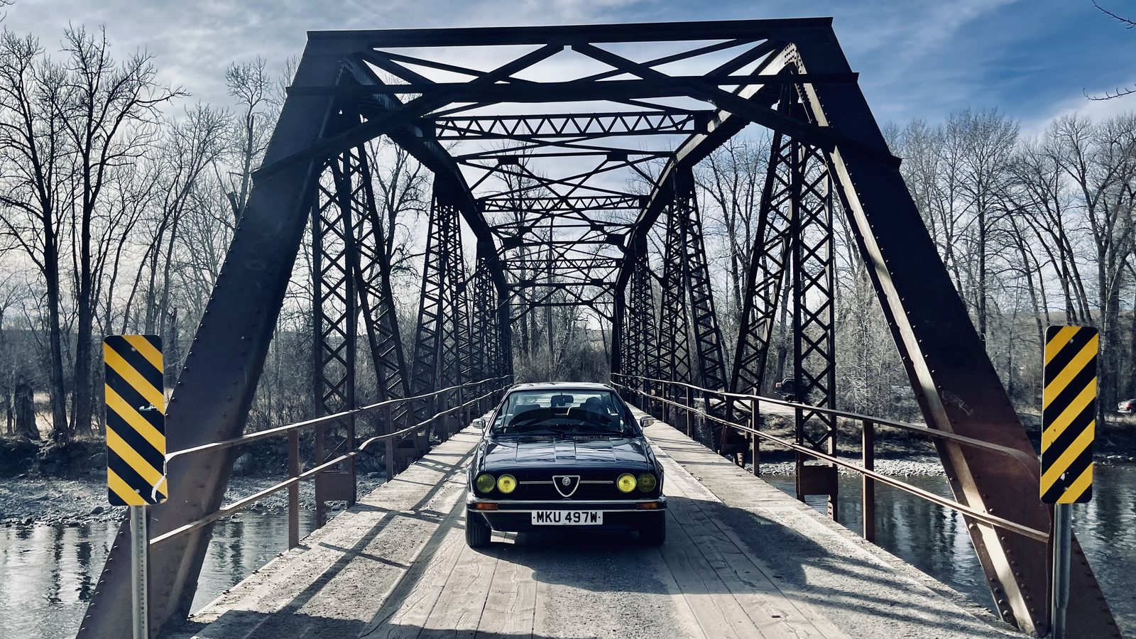 1980 Alfa Romeo Alfasud Sprint Veloce on a Montana truss bridge